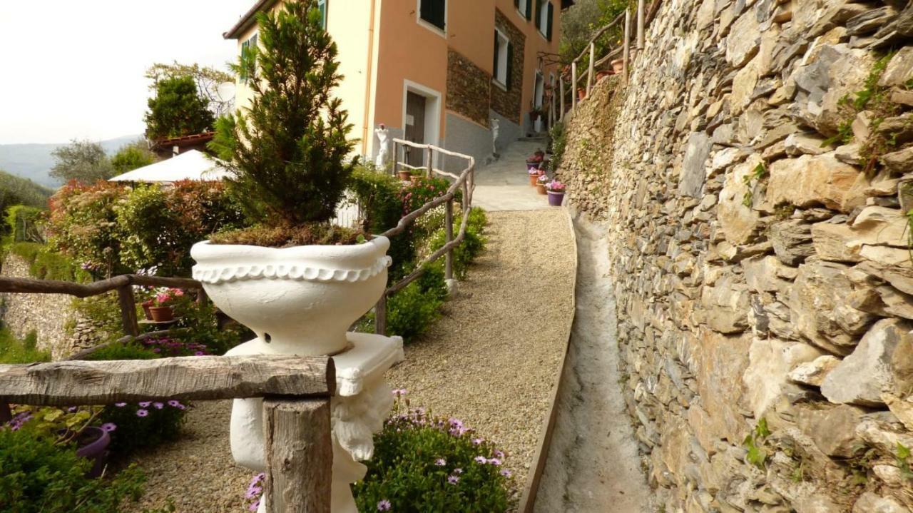 Casa Vacanze Sole Borghetto d'Arroscia Exterior photo